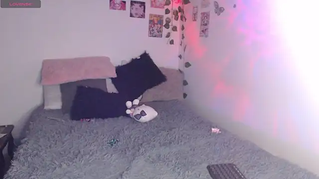 Snapshot of Angela_elliss1 chatting on 09/15/25, 11:16 Angela elliss1 online show from 09/15/25, 11:16