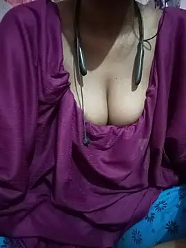 kaviyaponnu0987 online show from 07/04/26, 09:48
