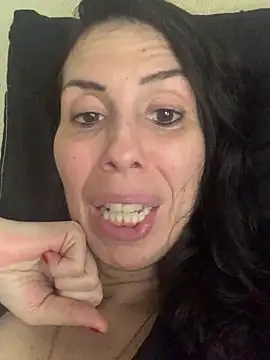 Lhcruz online show from 04/23/26, 01:13