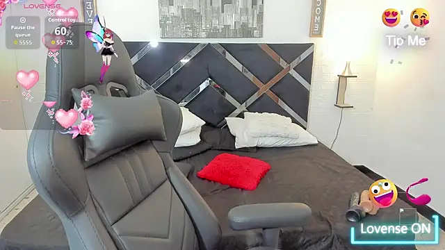 Snapshot of Katalina_red chatting on 09/20/25, 04:08 Katalina red online show from 09/20/25, 04:08