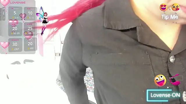 Snapshot of Katalina_red chatting on 10/13/25, 12:49 Katalina red online show from 10/13/25, 12:49