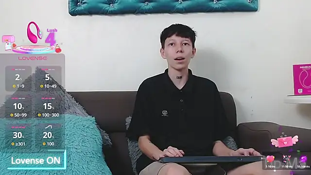 LiamBrown09 online show from 12/22/25, 08:06