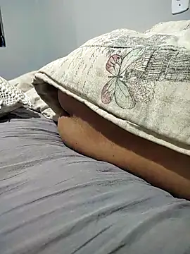 Snapshot of OlimpoRV chatting on 10/04/25, 04:21 OlimpoRV online show from 10/04/25, 04:21