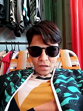 Snapshot of Lulypsicologasexual chatting on 10/18/25, 03:13 Lulypsicologasexual online show from 10/18/25, 03:13