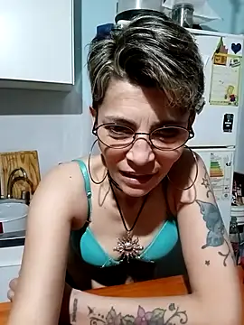 Snapshot of Lulypsicologasexual chatting on 10/26/25, 11:31 Lulypsicologasexual online show from 10/26/25, 11:31