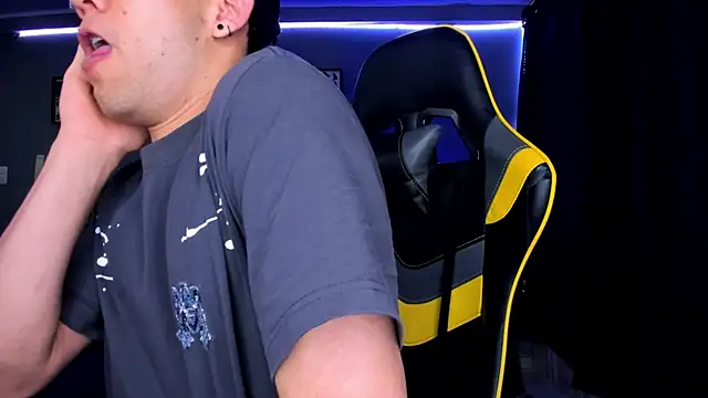 alexgiraldo   online show from 09/15/25, 10:59