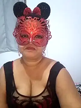 Snapshot of Madu_HotSL chatting on 10/14/25, 12:28 Madu HotSL online show from 10/14/25, 12:28