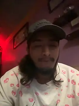 Snapshot of seenu2101 chatting on 11/22/25, 03:38 seenu2101 online show from 11/22/25, 03:38