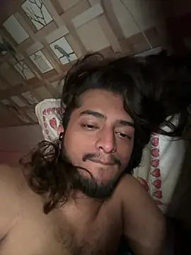 Snapshot of seenu2101 chatting on 02/22/26, 04:46 seenu2101 online show from 02/22/26, 04:46