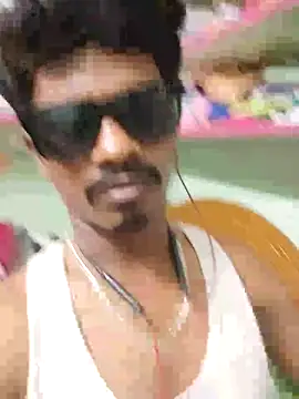 Snapshot of hydtelugu chatting on 06/12/26, 05:45 hydtelugu online show from 06/12/26, 05:45