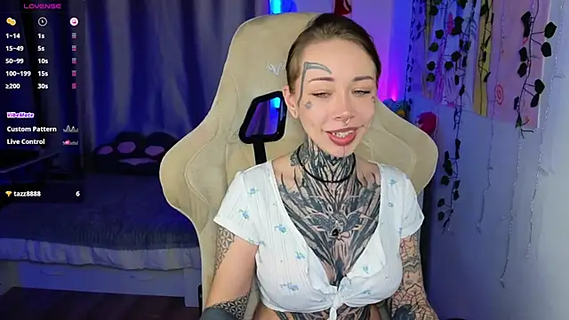 bunnykellyyy online show from 02/28/26, 06:53