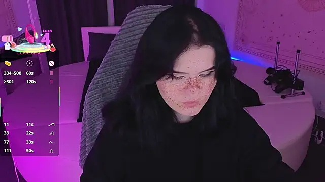 Snapshot of Dark_Shine chatting on 09/23/25, 09:56 Dark Shine online show from 09/23/25, 09:56