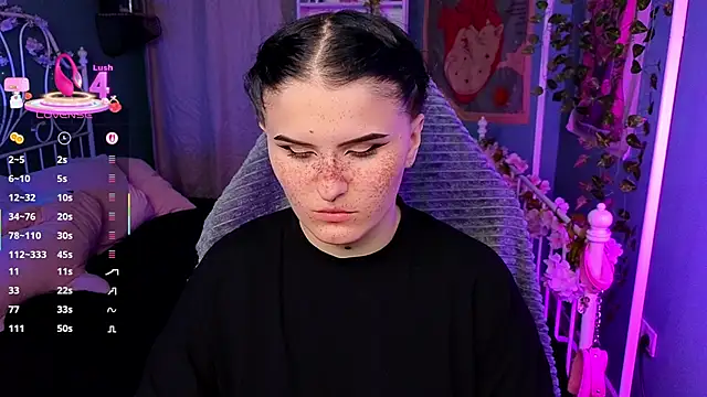 Snapshot of Dark_Shine chatting on 09/28/25, 03:06 Dark Shine online show from 09/28/25, 03:06