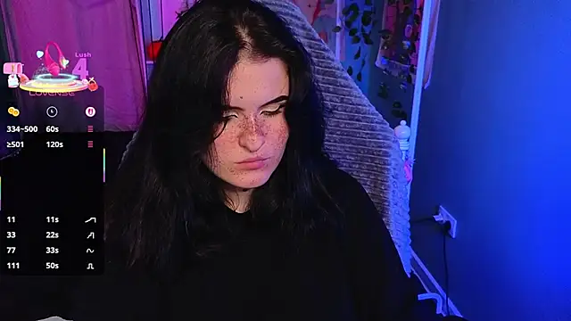 Snapshot of Dark_Shine chatting on 10/25/25, 05:59 Dark Shine online show from 10/25/25, 05:59