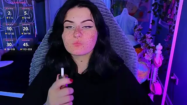 Snapshot of Dark_Shine chatting on 11/04/25, 06:01 Dark Shine online show from 11/04/25, 06:01