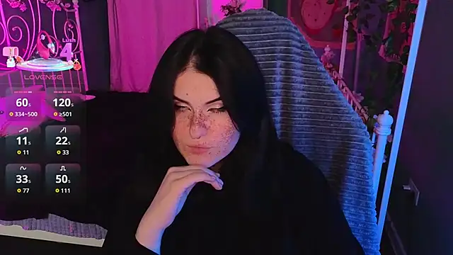 Snapshot of Dark_Shine chatting on 11/21/25, 06:34 Dark Shine online show from 11/21/25, 06:34