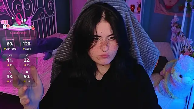 Snapshot of Dark_Shine chatting on 11/22/25, 05:39 Dark Shine online show from 11/22/25, 05:39