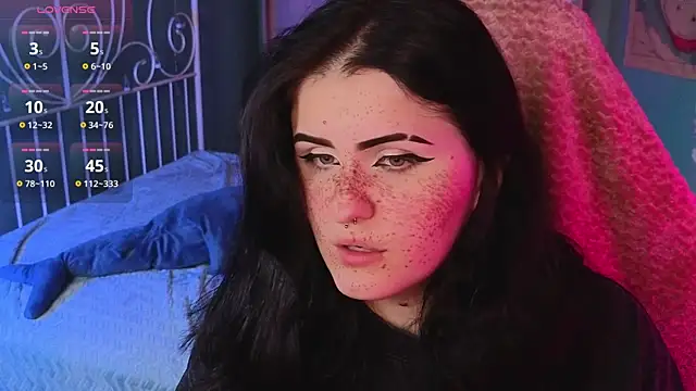 Snapshot of Dark_Shine chatting on 11/28/25, 06:05 Dark Shine online show from 11/28/25, 06:05