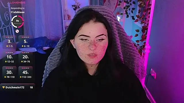 Snapshot of Dark_Shine chatting on 11/29/25, 05:54 Dark Shine online show from 11/29/25, 05:54