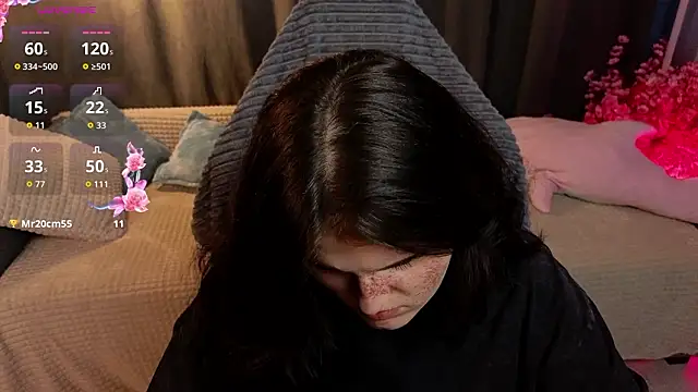 Snapshot of Dark_Shine chatting on 02/11/26, 08:14 Dark Shine online show from 02/11/26, 08:14