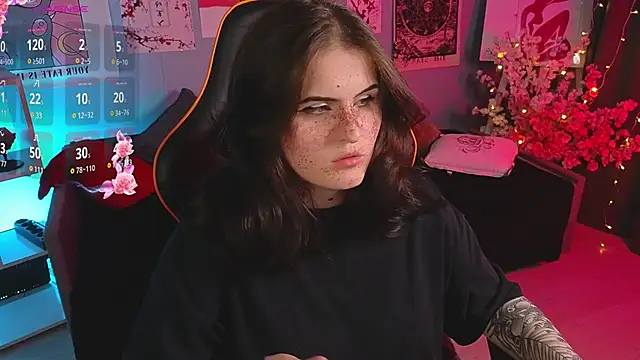 Dark Shine online show from 05/05/26, 08:06
