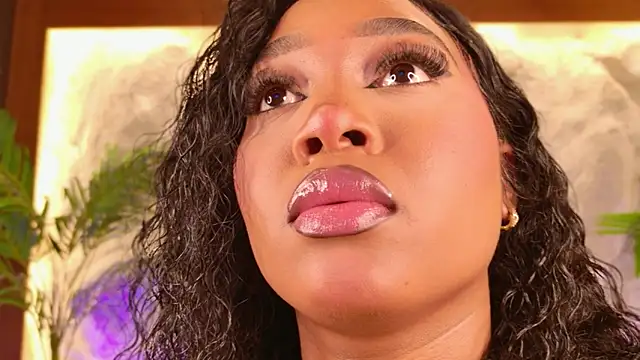 alisonn moon online show from 02/11/26, 08:14