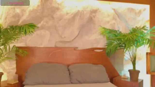 alisonn moon online show from 04/12/26, 05:29