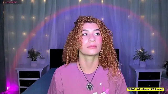 Evolet Bee online show from 04/17/26, 12:41