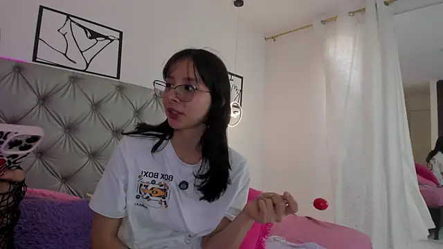 Naughty Couple83 online show from 03/31/26, 07:36