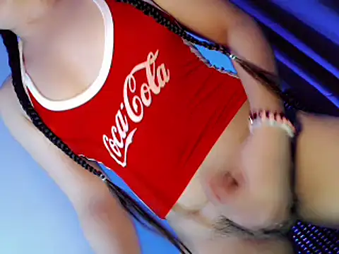 Snapshot of your_hottest_kim chatting on 11/19/25, 03:06 your hottest kim online show from 11/19/25, 03:06