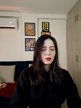 mishelkrave  online show from 10/19/25, 11:16