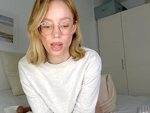 MissFrenchy online show from 03/01/26, 09:17