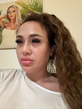 Snapshot of hannacandii chatting on 11/05/25, 07:36 hannacandii online show from 11/05/25, 07:36