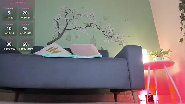 Georgina-Mtz online show from 12/14/25, 01:49