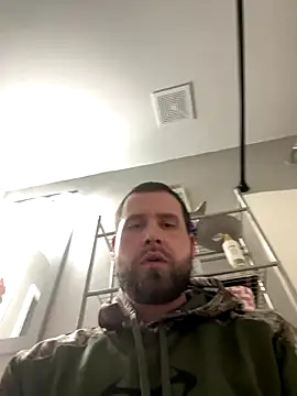 Bigsmoke1993 online show from 11/18/25, 05:23