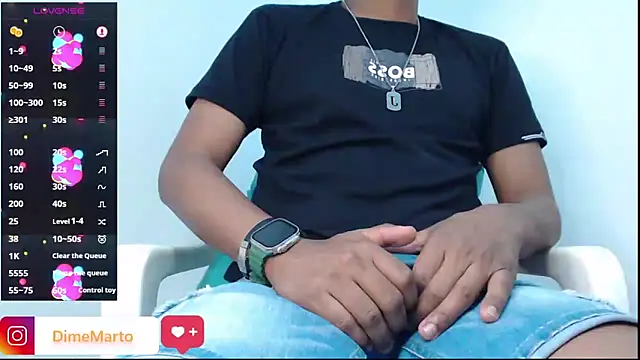 Snapshot of mike_black_22 chatting on 05/19/26, 03:18 mike black 22 online show from 05/19/26, 03:18