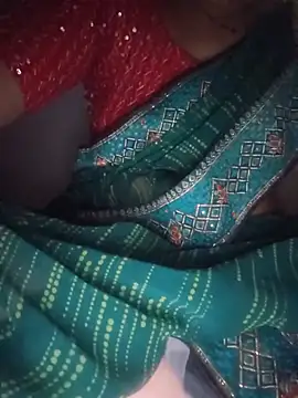 Snapshot of indianhotwife639 chatting on 07/08/26, 05:28 indianhotwife639 online show from 07/08/26, 05:28