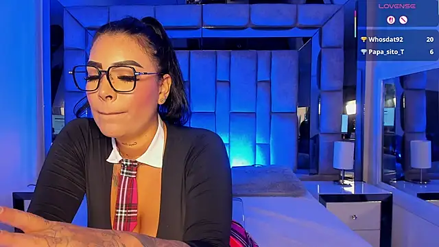 MaddyGray  online show from 12/20/25, 05:20