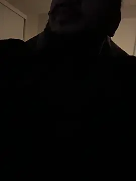 Snapshot of Bbrn69official chatting on 09/28/25, 04:40 Bbrn69official online show from 09/28/25, 04:40