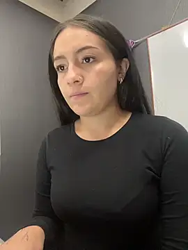 Alyha Cortes online show from 02/13/26, 02:24