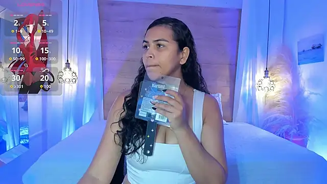 Snapshot of Artemisa08 chatting on 10/21/25, 02:12 Artemisa08 online show from 10/21/25, 02:12