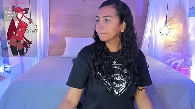 Snapshot of Artemisa08 chatting on 10/22/25, 02:12 Artemisa08 online show from 10/22/25, 02:12