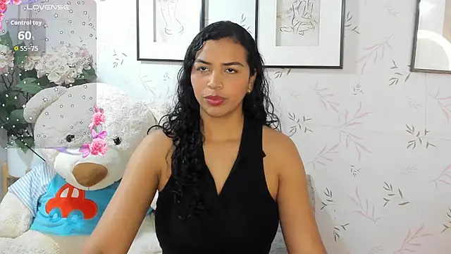 Snapshot of Artemisa08 chatting on 11/28/25, 06:54 Artemisa08 online show from 11/28/25, 06:54