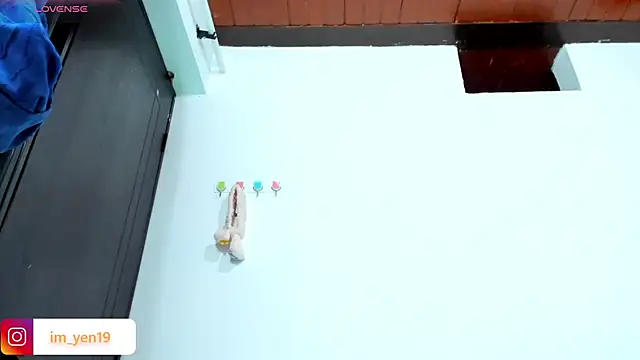 adahraa younng online show from 02/04/26, 08:03