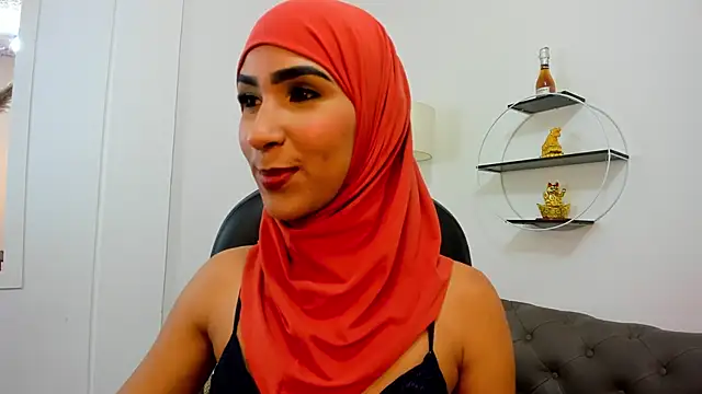 Snapshot of nefer_ahsgarr chatting on 10/21/25, 11:16 nefer ahsgarr online show from 10/21/25, 11:16