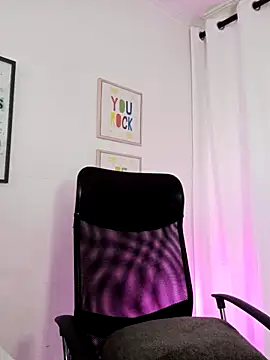 kim7  online show from 06/05/26, 02:56