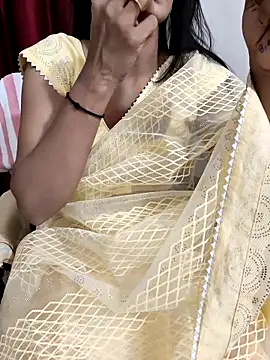 Snapshot of Shalu_G chatting on 09/15/25, 04:01 Shalu G online show from 09/15/25, 04:01