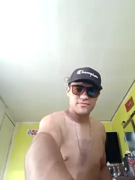 Snapshot of juanfritaa21 chatting on 12/14/25, 10:47 juanfritaa21 online show from 12/14/25, 10:47