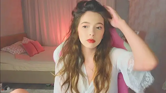 Snapshot of yuna_sunshy chatting on 09/16/25, 12:22 yuna sunshy online show from 09/16/25, 12:22