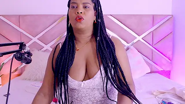 sofia 07 online show from 02/16/26, 07:43